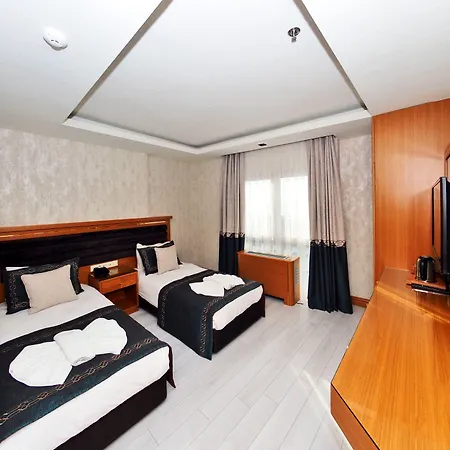 Hotel Grand Emir Old 2*