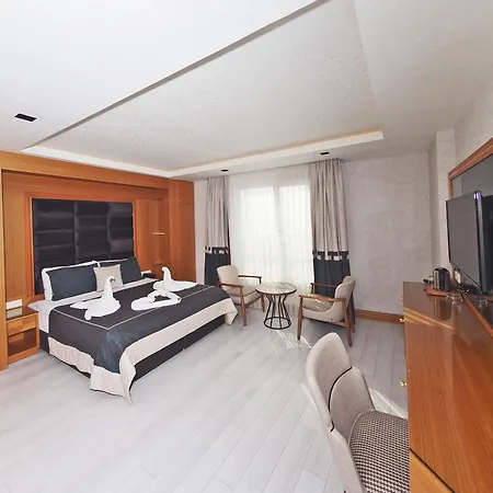 Grand Emir Old Hotell 3*