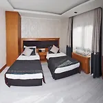 Grand Emir Old Hotel 2*